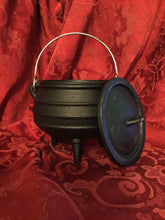 Load image into Gallery viewer, CAULDRON POTJIE POT