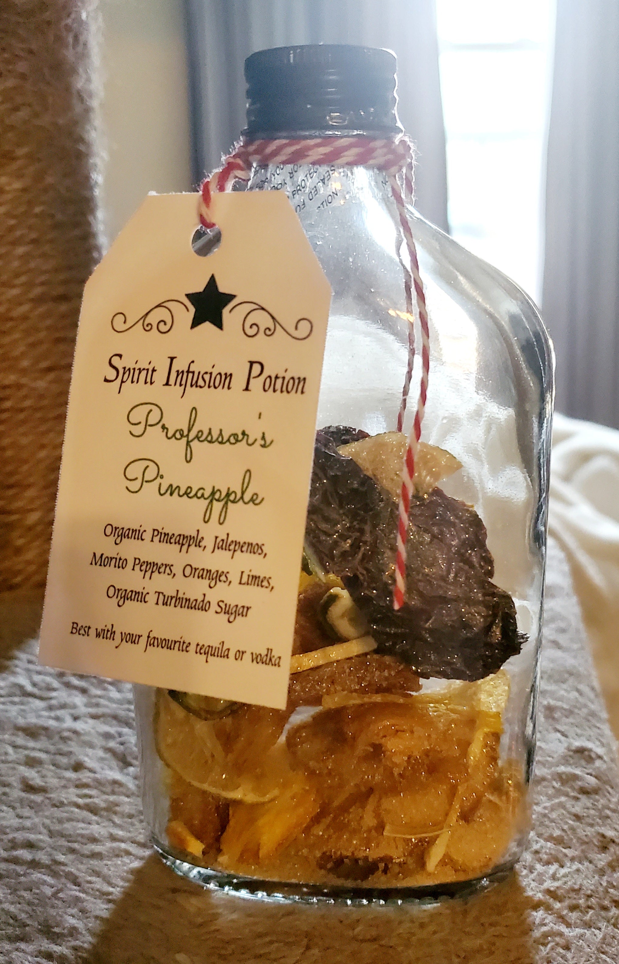 SIPS: PROFESSOR'S PINEAPPLE INFUSION